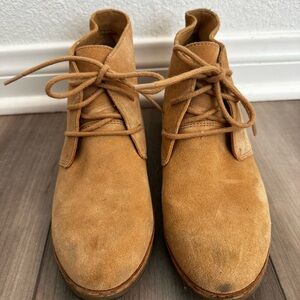 Clark’s Desert Suede Boots Size 8